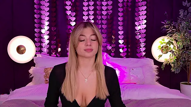 HelenaMorgan online show from February 20, 2026, 6:26 am