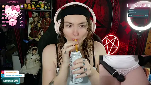 BrandiWRLD 999 online show from January 10, 2026, 6:42 pm