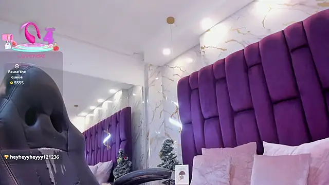 emma carterr1 online show from December 14, 2025, 9:14 am