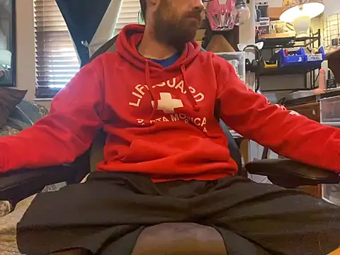 Snapshot of slutty_guy12 chatting on January 28, 2025, 7:32 pm slutty guy12 online show from January 28, 2025, 7:32 pm