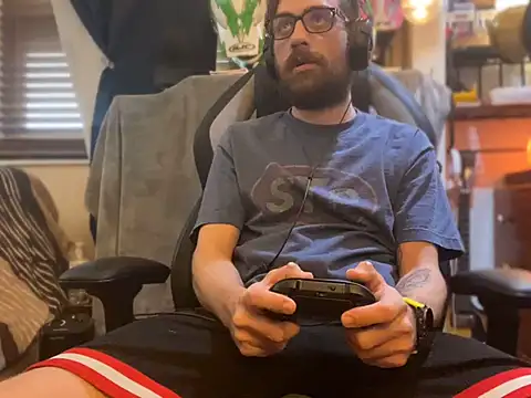 Snapshot of slutty_guy12 chatting on February 11, 2025, 9:14 pm slutty guy12 online show from February 11, 2025, 9:14 pm