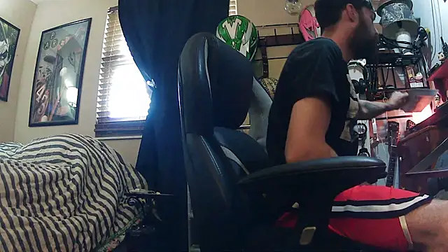 Snapshot of slutty_guy12 chatting on February 13, 2025, 7:42 pm slutty guy12 online show from February 13, 2025, 7:42 pm