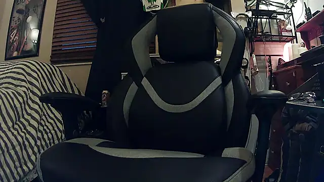 Snapshot of slutty_guy12 chatting on February 15, 2025, 11:36 pm slutty guy12 online show from February 15, 2025, 11:36 pm