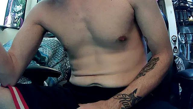 Snapshot of slutty_guy12 chatting on February 20, 2025, 10:15 pm slutty guy12 online show from February 20, 2025, 10:15 pm