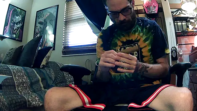 Snapshot of slutty_guy12 chatting on February 28, 2025, 5:48 pm slutty guy12 online show from February 28, 2025, 5:48 pm