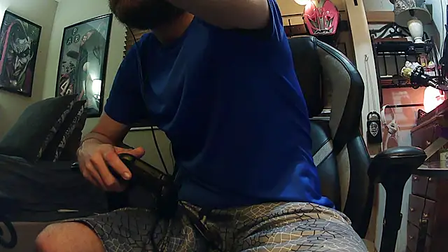 Snapshot of slutty_guy12 chatting on March 5, 2025, 9:04 pm slutty guy12 online show from March 5, 2025, 9:04 pm