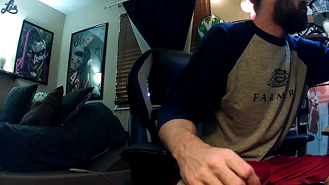 Snapshot of slutty_guy12 chatting on March 12, 2025, 3:18 pm slutty guy12 online show from March 12, 2025, 3:18 pm