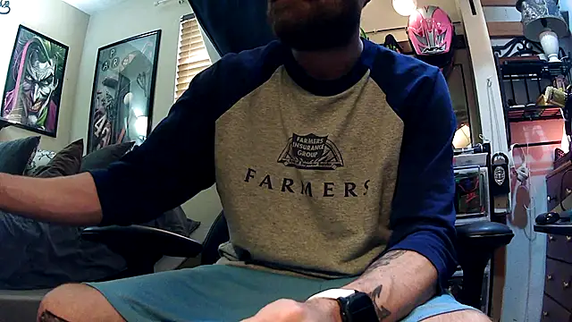 Snapshot of slutty_guy12 chatting on March 12, 2025, 9:24 pm slutty guy12 online show from March 12, 2025, 9:24 pm