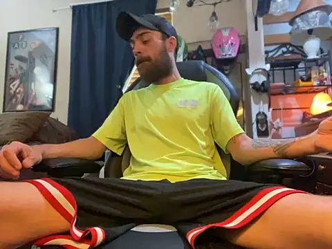 Snapshot of slutty_guy12 chatting on March 21, 2025, 5:12 pm slutty guy12 online show from March 21, 2025, 5:12 pm