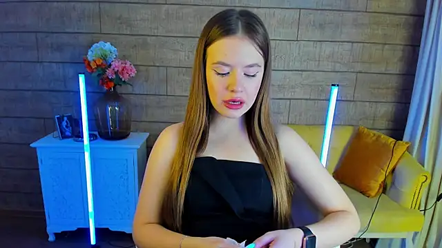 MilanaBalmain online show from February 1, 2025, 2:24 pm