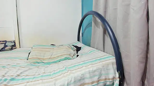 zackmontieel online show from November 22, 2025, 9:30 am