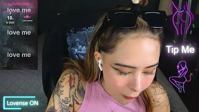 baby  kim online show from October 9, 2025, 9:13 pm