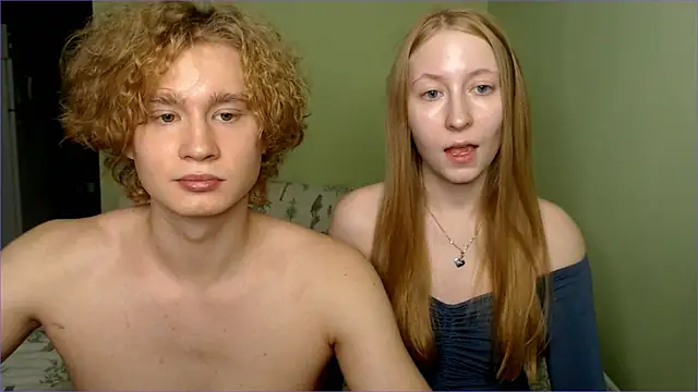 AliceStoneJhonyStone online show from October 24, 2025, 4:58 pm