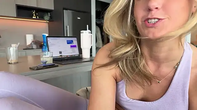 Graciemae baexx online show from February 27, 2025, 9:25 pm