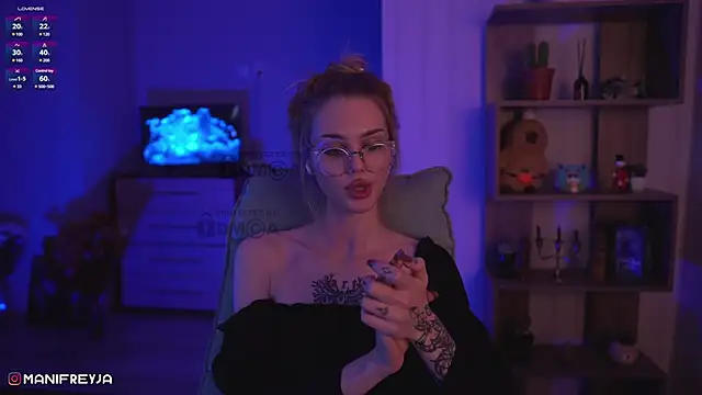 ManiFreyja online show from December 7, 2024, 12:52 am