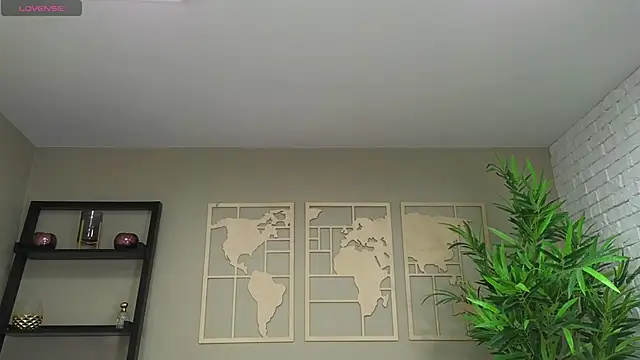 LadyLeea online show from February 11, 2025, 5:26 am