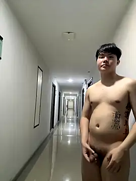 Snapshot of thehornyboyz chatting on October 31, 2025, 1:45 pm thehornyboyz online show from October 31, 2025, 1:45 pm