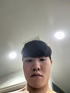 thehornyboyz online show from April 25, 2026, 3:53 pm