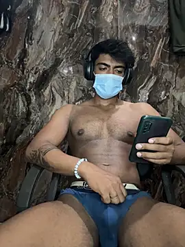 rony6663 online show from October 10, 2025, 5:28 am