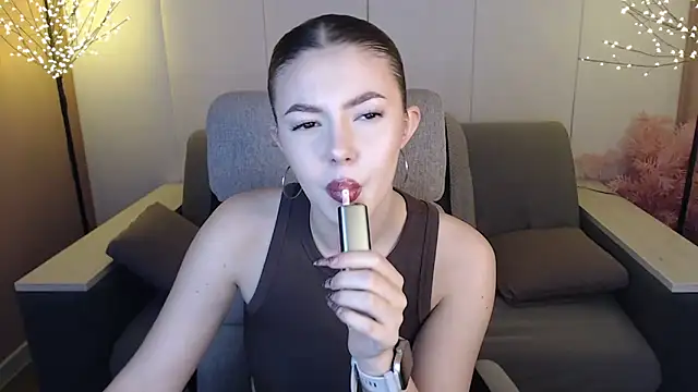 Ritaneer online show from March 14, 2025, 10:07 am