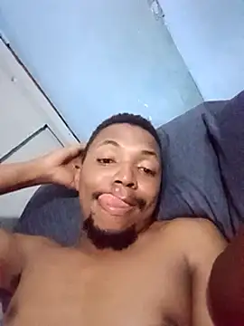 Snapshot of the4thking chatting on February 4, 2025, 7:44 pm the4thking online show from February 4, 2025, 7:44 pm