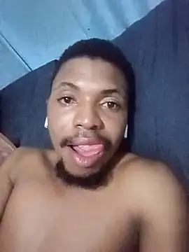 Snapshot of the4thking chatting on February 21, 2025, 9:32 pm the4thking online show from February 21, 2025, 9:32 pm