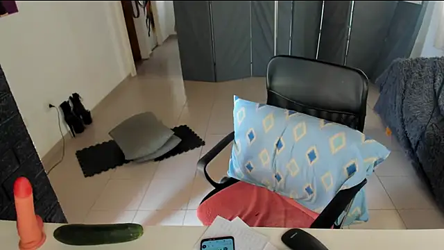 jessiburningheels online show from January 30, 2025, 4:13 pm