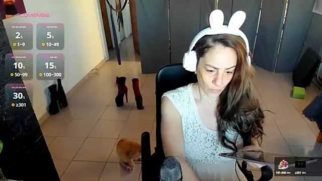 jessiburningheels online show from February 18, 2025, 10:16 am