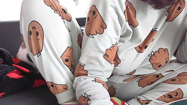 Snapshot of Lauzo21 chatting on March 9, 2025, 12:20 pm Lauzo21 online show from March 9, 2025, 12:20 pm