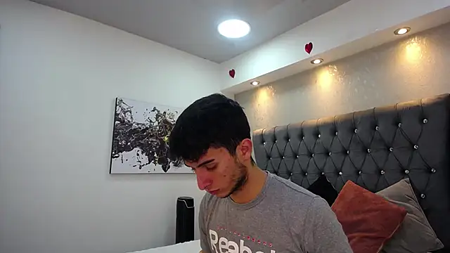 Snapshot of MrWilliseo chatting on March 17, 2025, 7:15 pm MrWilliseo online show from March 17, 2025, 7:15 pm