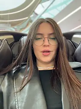 meow girl online show from March 25, 2026, 10:10 am