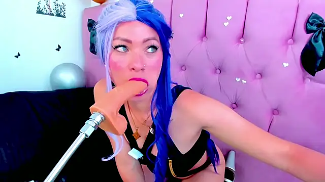 danythomsonm online show from March 20, 2026, 2:49 am