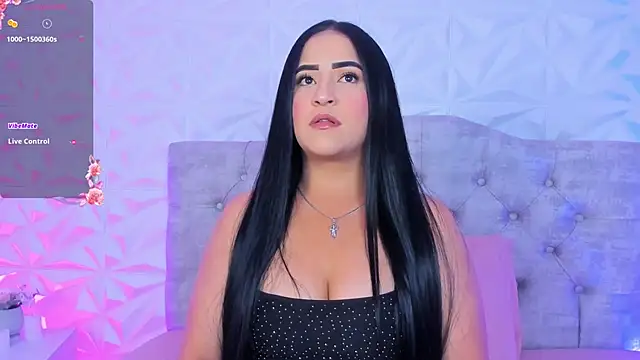 Snapshot of Miss_Ivy4 chatting on October 29, 2025, 8:32 pm Miss Ivy4 online show from October 29, 2025, 8:32 pm