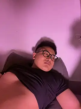 lixiaoshuai8 online show from February 23, 2026, 6:11 am