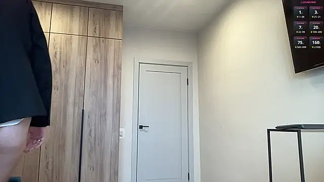 cute mark online show from March 5, 2026, 6:31 am