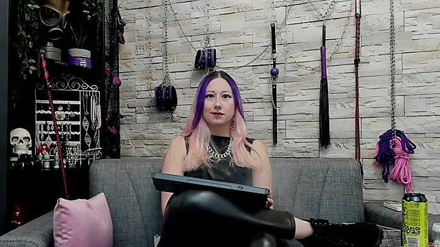 CruelMistress online show from November 20, 2025, 3:12 pm