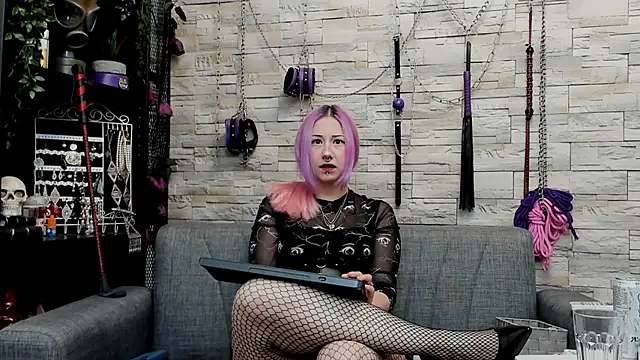 CruelMistress online show from June 2, 2026, 12:45 am