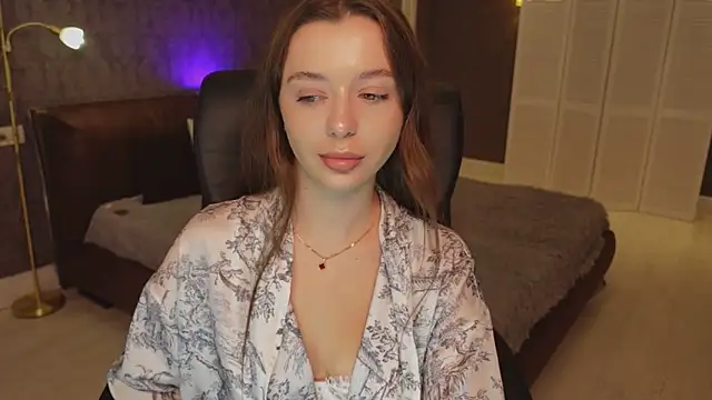 Snapshot of DinaCandy chatting on October 24, 2025, 10:00 am DinaCandy online show from October 24, 2025, 10:00 am