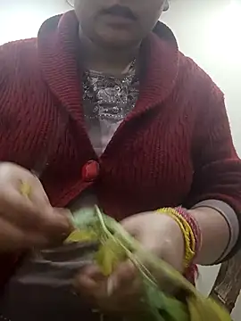 Snapshot of rituu07 chatting on January 9, 2025, 1:02 pm rituu07 online show from January 9, 2025, 1:02 pm