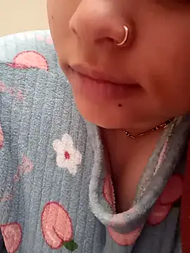 Snapshot of rituu07 chatting on January 28, 2025, 4:29 am rituu07 online show from January 28, 2025, 4:29 am