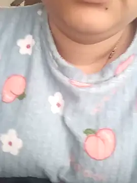 Snapshot of rituu07 chatting on February 14, 2025, 9:45 am rituu07 online show from February 14, 2025, 9:45 am