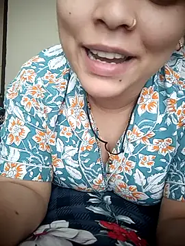 Snapshot of rituu07 chatting on October 28, 2025, 9:24 am rituu07 online show from October 28, 2025, 9:24 am