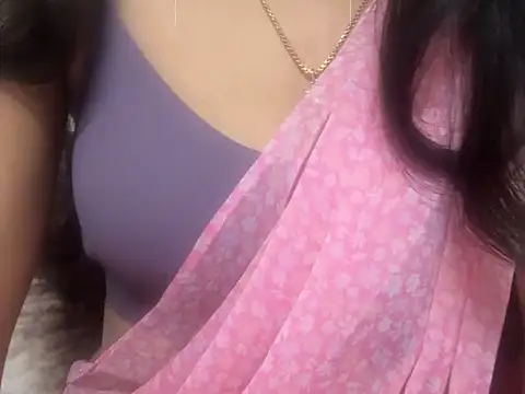  FluffyHxney  online show from December 24, 2024, 9:00 pm