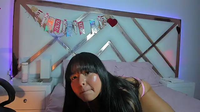 HayamiKioto online show from February 5, 2025, 3:42 pm