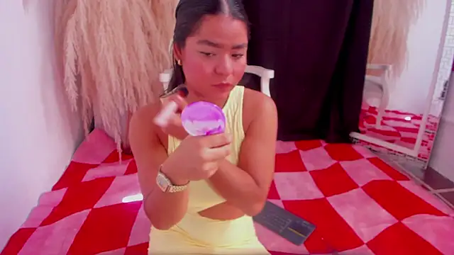 HayamiKioto online show from November 1, 2025, 2:19 pm