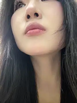 Snapshot of xyebobs chatting on September 18, 2025, 2:19 pm xyebobs online show from September 18, 2025, 2:19 pm