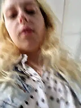 Public Katrisha online show from October 10, 2025, 1:21 pm