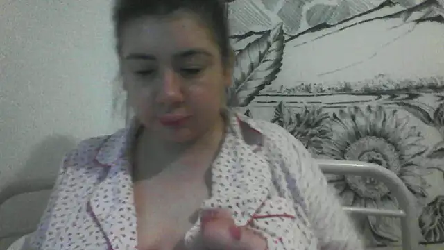 CamilaCherryX online show from October 4, 2025, 5:11 pm