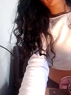 Snapshot of chloewildd_ chatting on January 3, 2025, 9:05 pm chloewildd online show from January 3, 2025, 9:05 pm