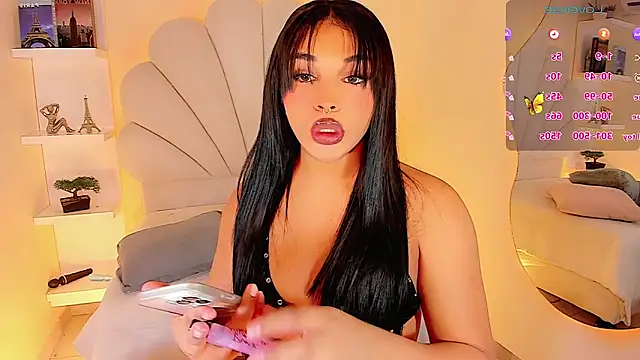 ValentinaMarinn online show from February 19, 2026, 9:11 pm